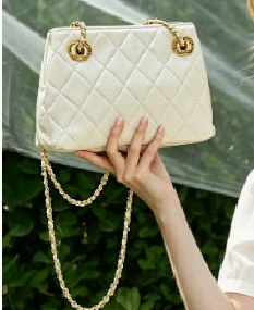 Sheepskin Shoulder Bag, Style 3372 in black, ivory